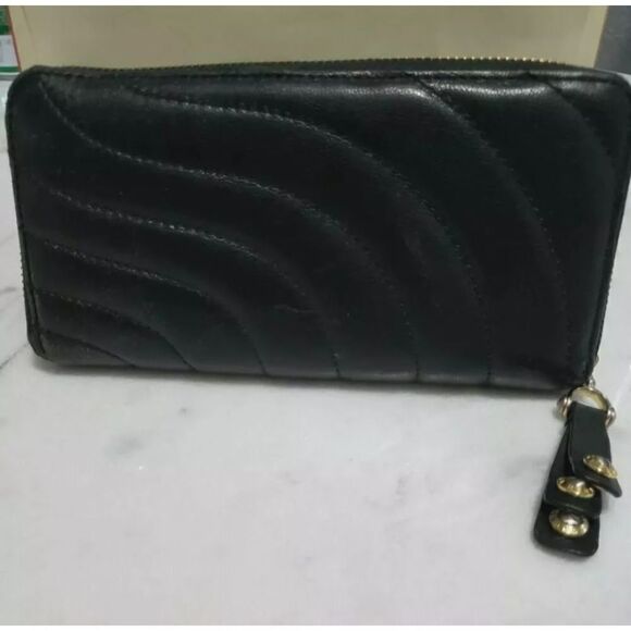 Henri Bendel Womens Wallet - Picture 1 of 7